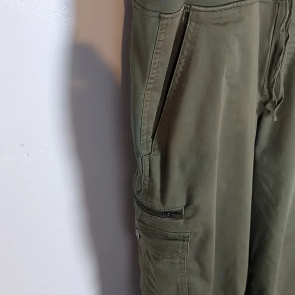 Scottevest Forest Green Women's Joggers - Picture 3 of 11